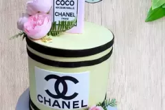 chanel-customized-cake