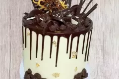 chocolate-topped-birthday-cake