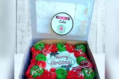 Christmas-themed-mini-sheet-cake-2
